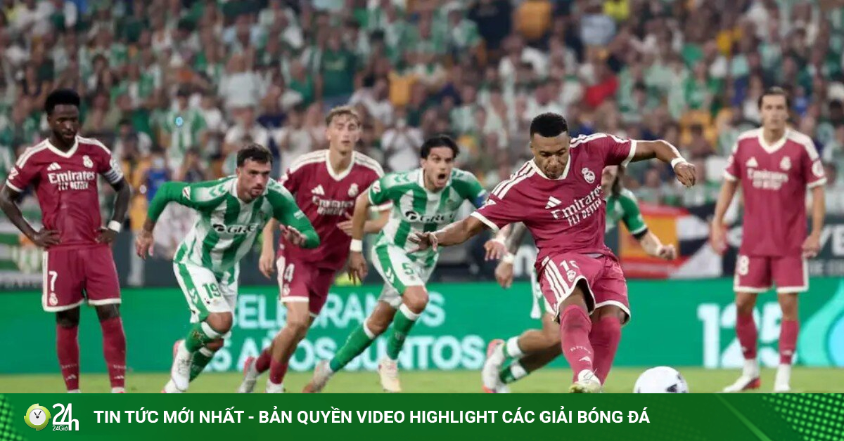Mbappe hut penalty tranh cai